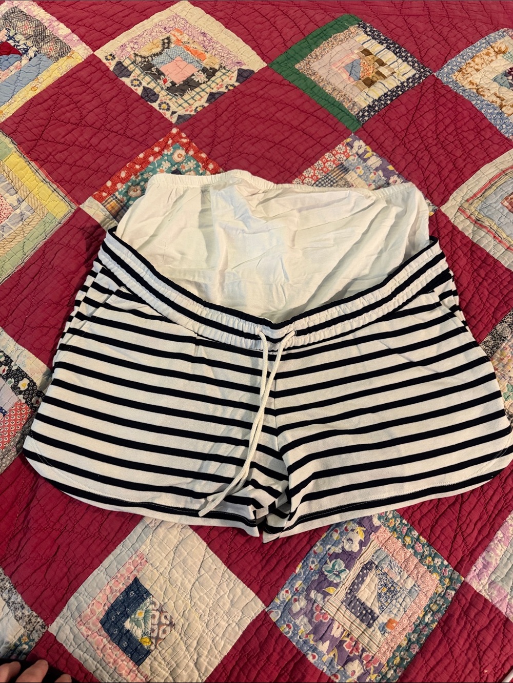 NWT H&M Striped Maternity Shorts - Black & White
